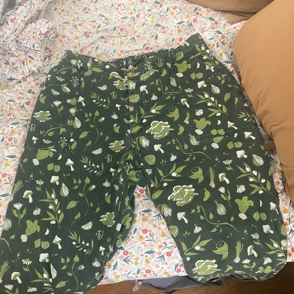 Big bud press constantly sold out mushroom pants - Picture 3 of 3